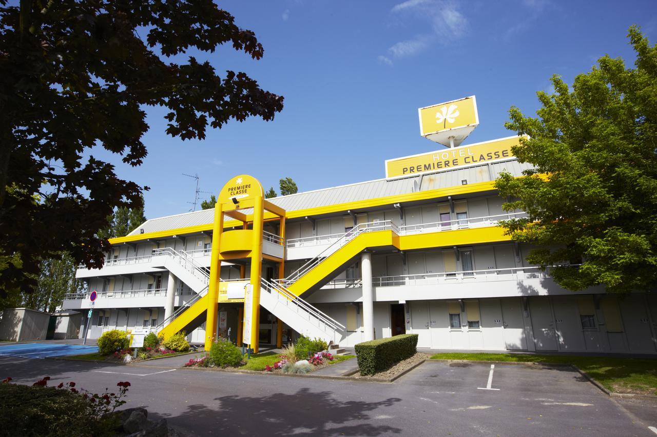 Premiere Classe Plaisir Exterior photo