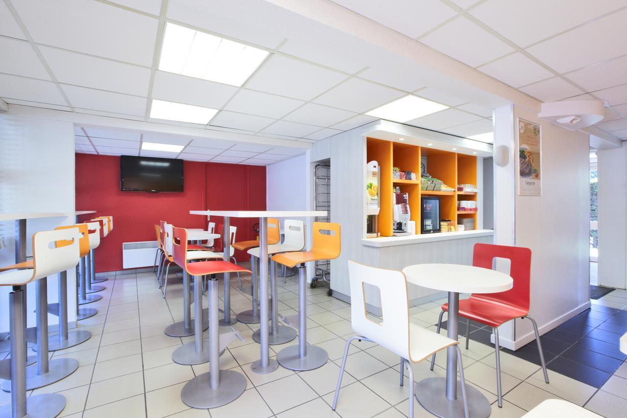 Premiere Classe Plaisir Exterior photo