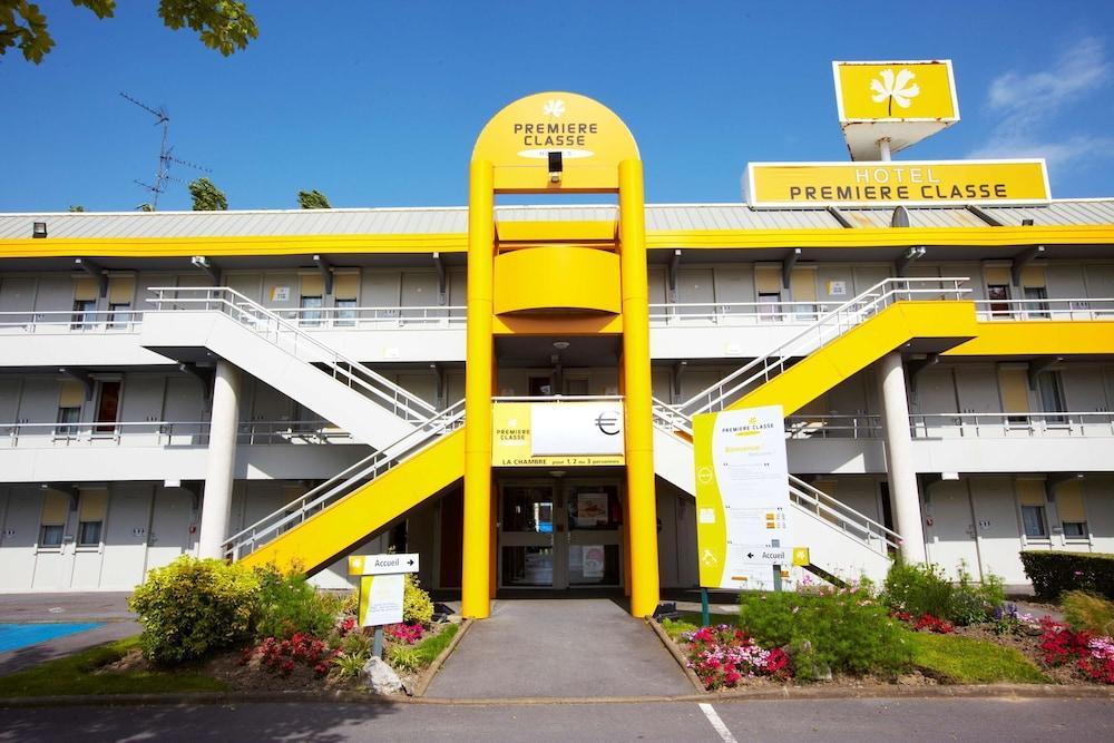 Premiere Classe Plaisir Exterior photo